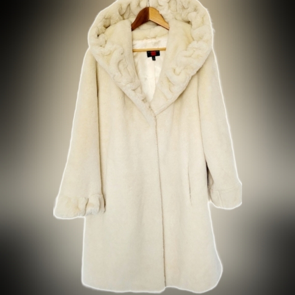 Gallery Women's Super Soft Faux Fur Coat Hooded Hook/Button Ivory Small - Picture 6 of 16